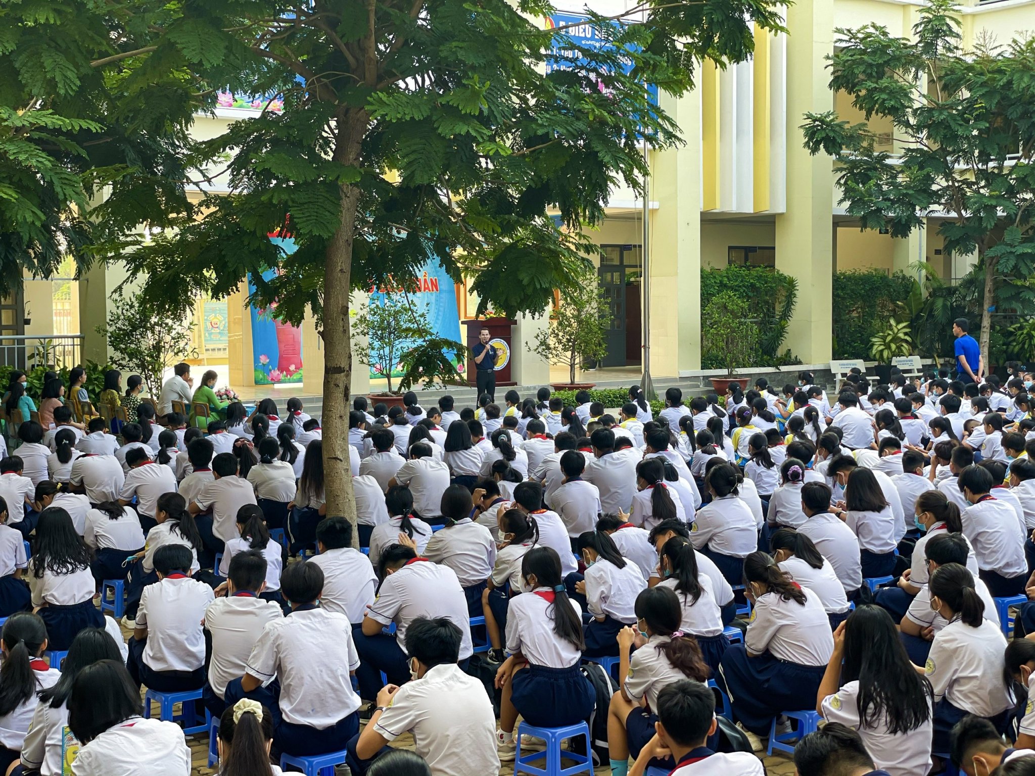 YourE Talk: Chia sẻ phương pháp học tiếng Anh hiệu quả tại trường THCS Nguyễn Thị Hương, huyện Nhà Bè, Tp.HCM (5/4/2021)